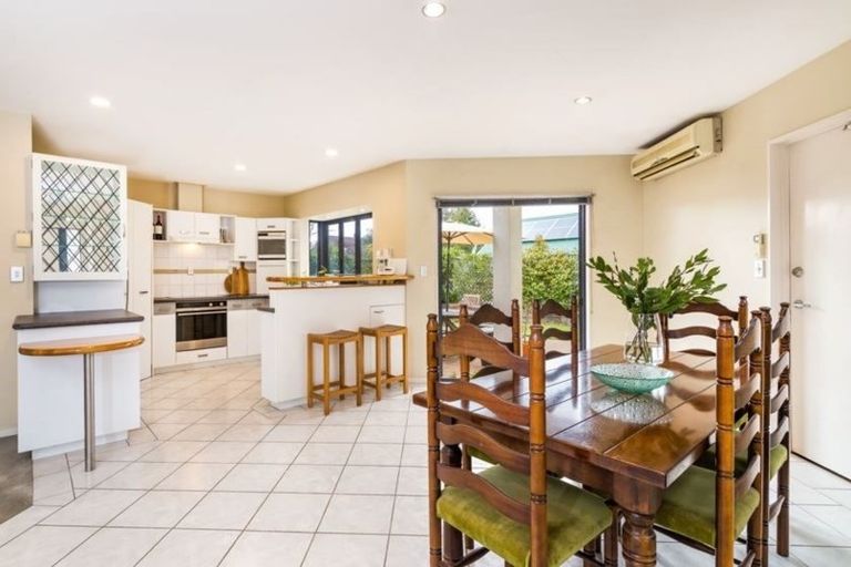 Photo of property in 9 Robinson Terrace, Rangatira Park, Taupo, 3330