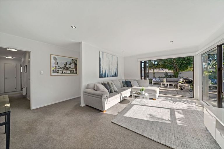 Photo of property in 1/8 Jutland Road, Hauraki, Auckland, 0622