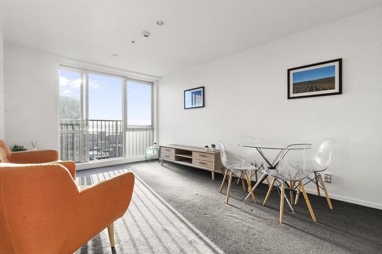 Photo of property in 2104/74 Albert Street, Auckland Central, Auckland, 1010