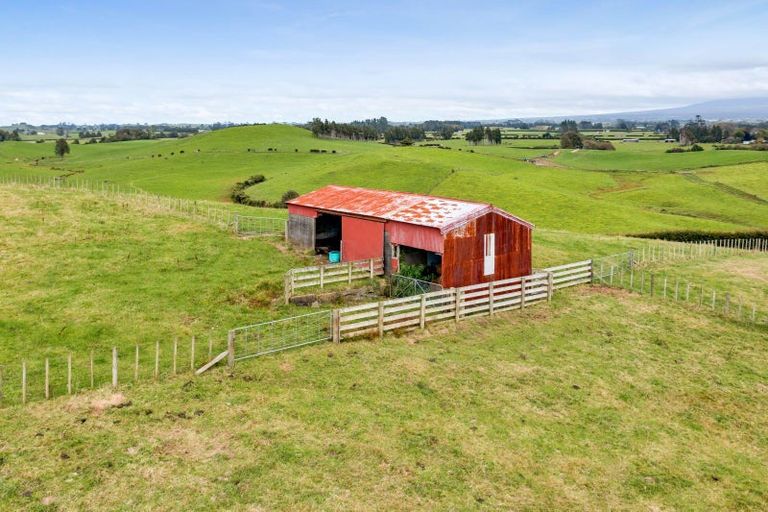 Photo of property in 318 Rugby Road, Tariki, Inglewood, 4388