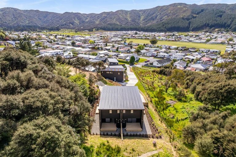 Photo of property in 11 Hastings Grove, Wainuiomata, Lower Hutt, 5014