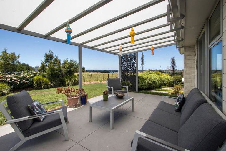 Photo of property in 192f Ongare Point Road, Tahawai, Katikati, 3170