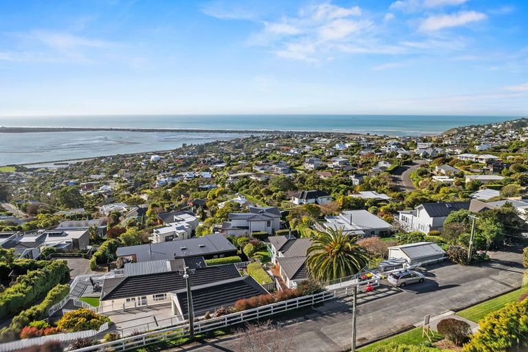 Photo of property in 8 Muritai Terrace, Mount Pleasant, Christchurch, 8081