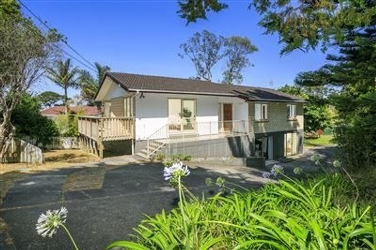 Photo of property in 1/226 Forrest Hill Road, Forrest Hill, Auckland, 0620