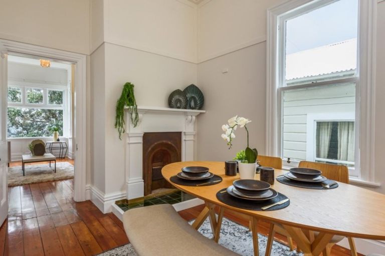 Photo of property in 3/57 Central Terrace, Kelburn, Wellington, 6012