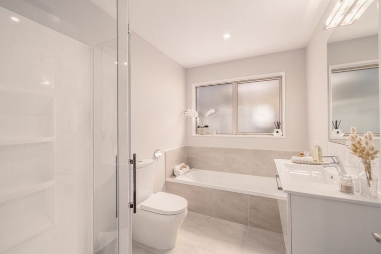 Photo of property in 10 Saint Davids Street, Lyttelton, 8082