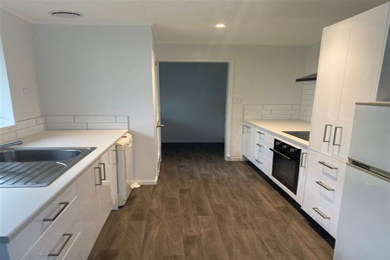 Photo of property in 11 Litchfield Place, Clarks Beach, 2122