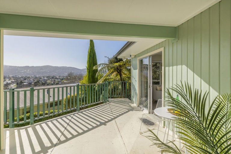 Photo of property in 4 Chanel Grove, Waterloo, Lower Hutt, 5011