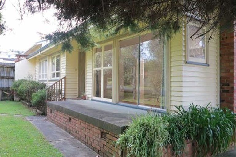 Photo of property in 1/51 Seine Road, Forrest Hill, Auckland, 0620