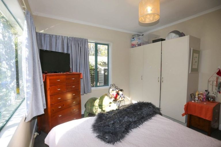 Photo of property in 14 Aorangi Road, Bryndwr, Christchurch, 8053