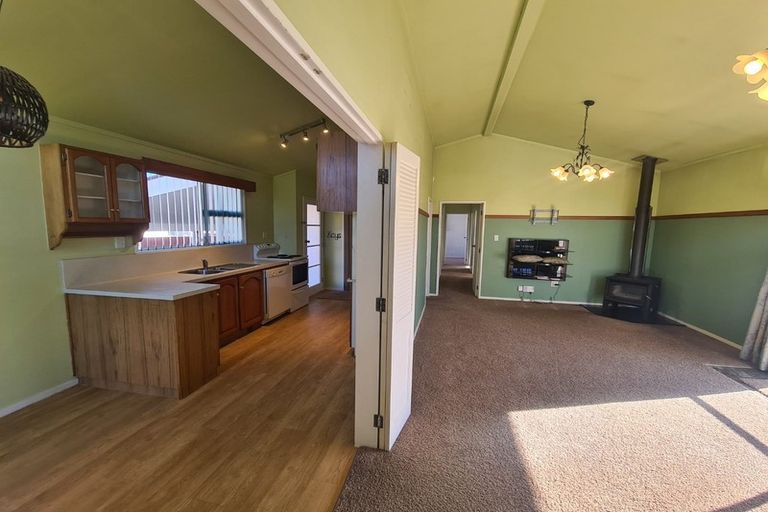 Photo of property in 27 Cobham Street, Levin, 5510