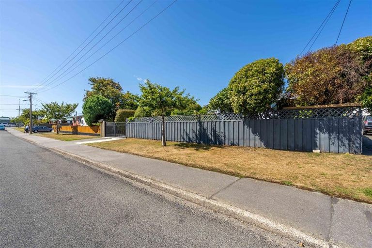Photo of property in 15 Weka Street, Waikiwi, Invercargill, 9810
