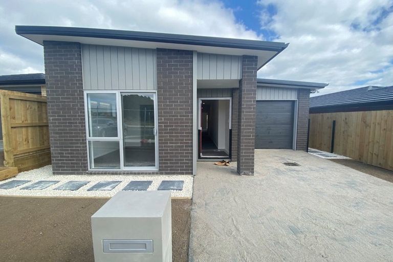 Photo of property in 71 Belmont Road, Pukekohe, 2120