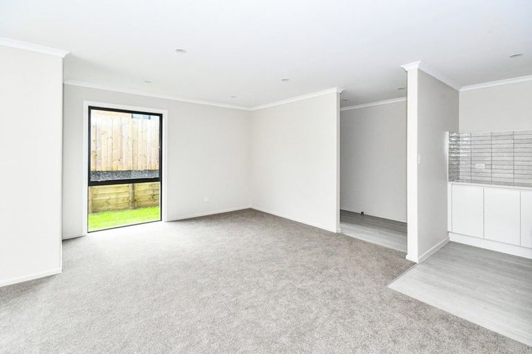 Photo of property in 35a Leathem Crescent, Pokeno, 2402