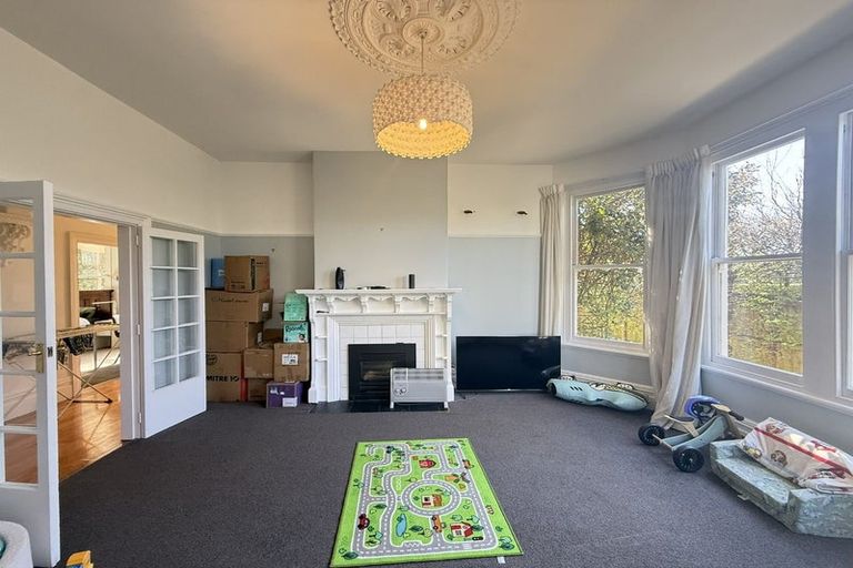 Photo of property in 14 Weston Road, St Albans, Christchurch, 8052