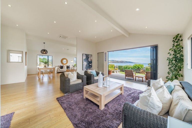 Photo of property in 43 Moana Road, Plimmerton, Porirua, 5026