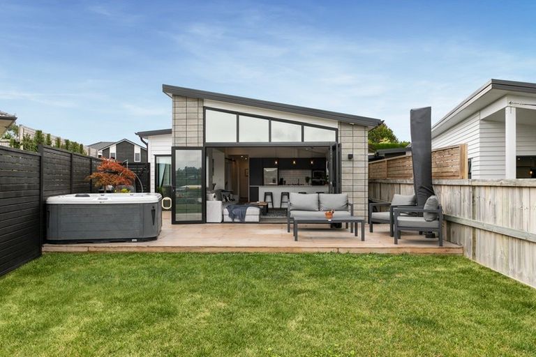 Photo of property in 27 Hastings Road, Pyes Pa, Tauranga, 3112