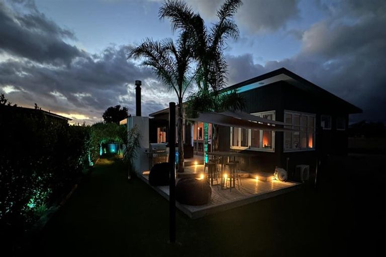 Photo of property in 106 Nikau Close, Matarangi, Whitianga, 3592