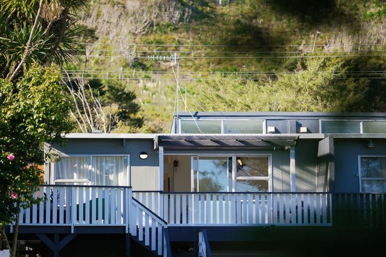 Photo of property in 99a Ruahine Street, Paraparaumu, 5032