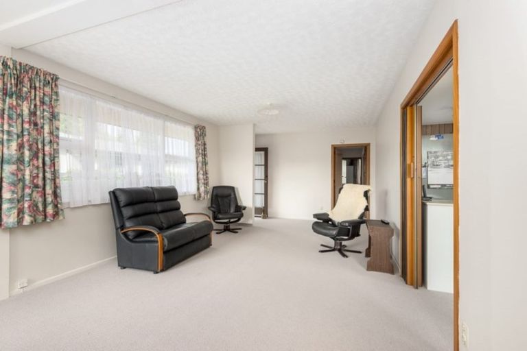 Photo of property in 14 Ruakaka Street, Hornby, Christchurch, 8042