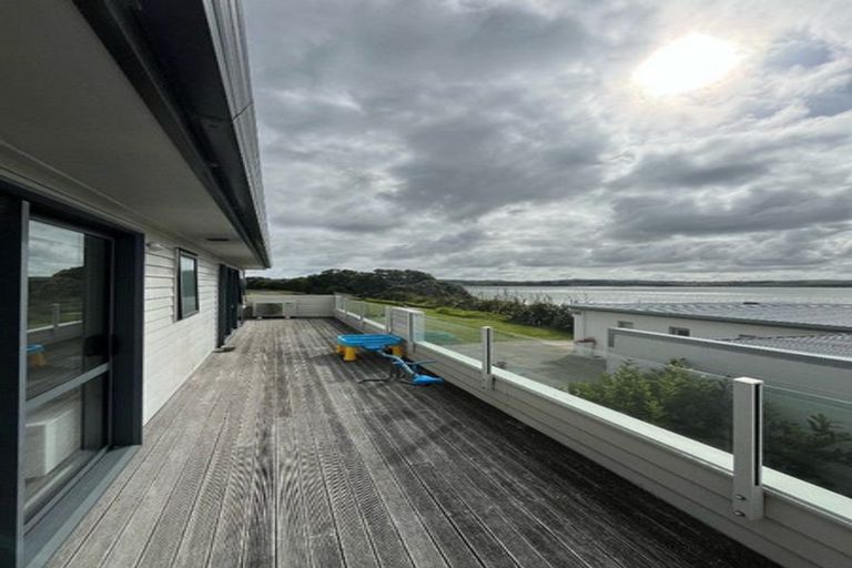 Photo of property in 163a Torkar Road, Clarks Beach, 2122