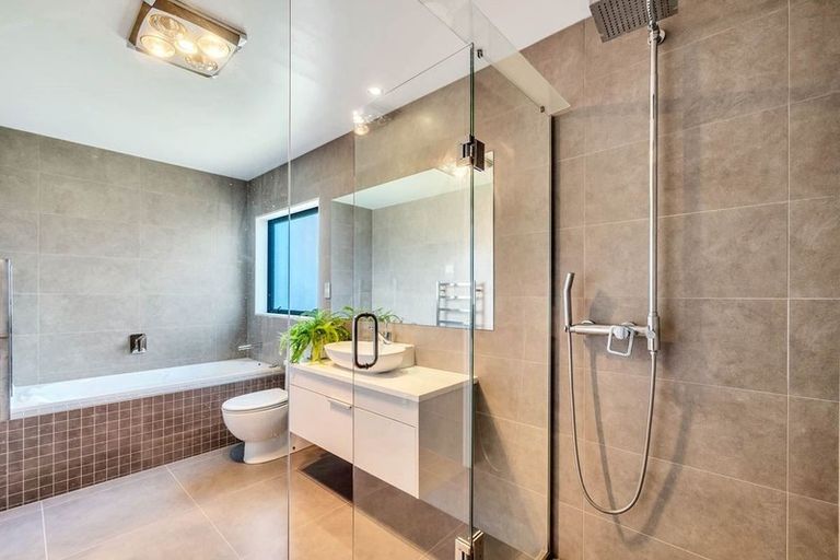 Photo of property in 14 Platinum Rise, Ranui, Auckland, 0612