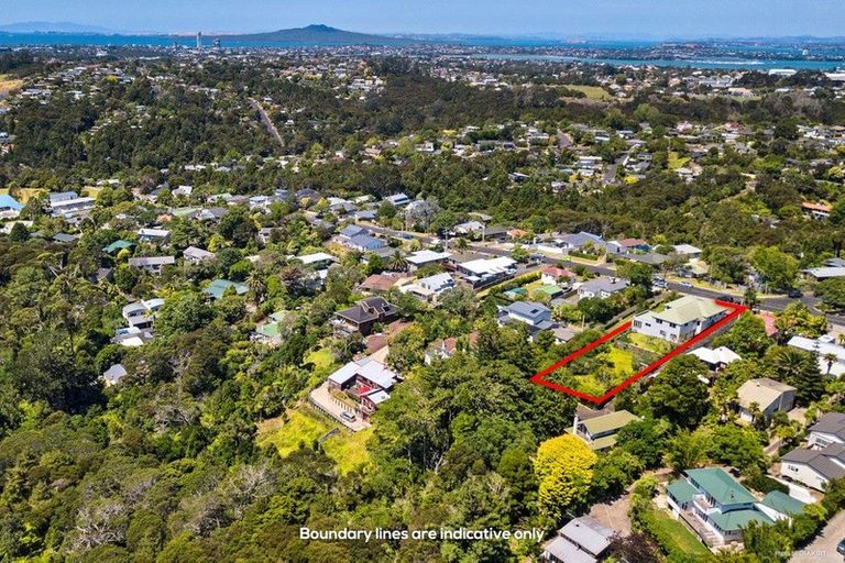 Photo of property in 76 Verran Road, Birkdale, Auckland, 0626