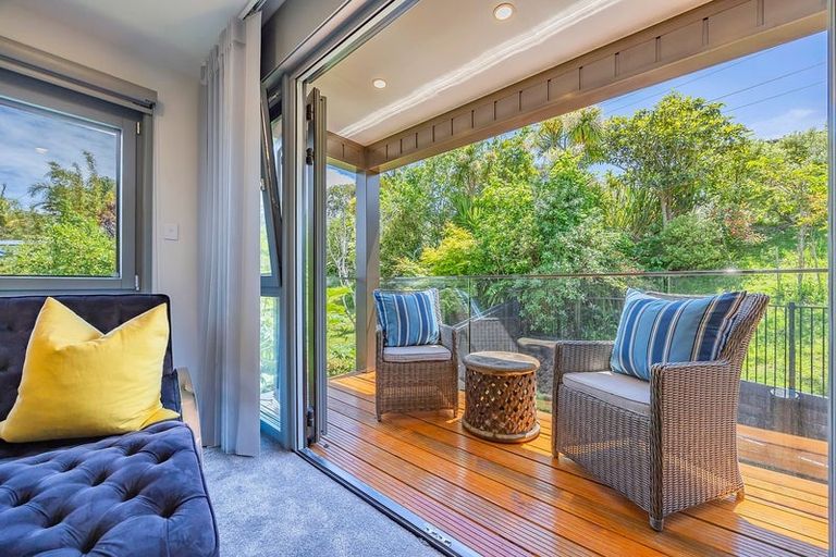 Photo of property in 48b Peter Terrace, Castor Bay, Auckland, 0620