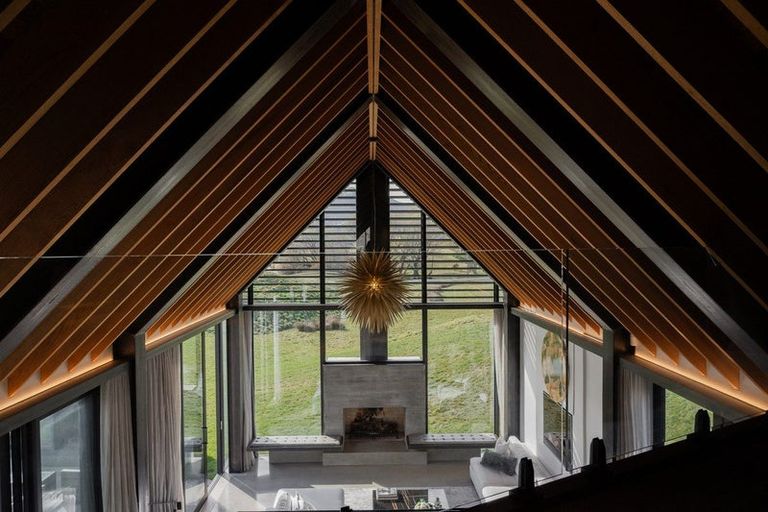 Photo of property in 6 Bendemeer Lane, Lake Hayes, Queenstown, 9371