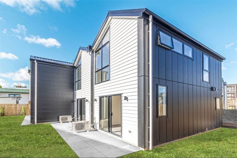 Photo of property in 8/110 Kervil Avenue, Te Atatu Peninsula, Auckland, 0610