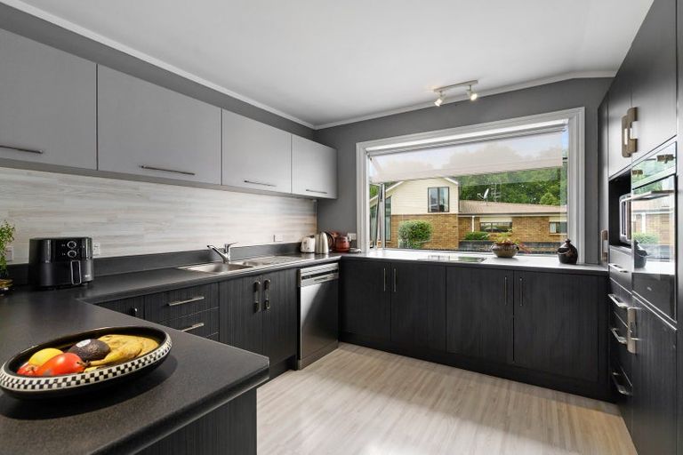 Photo of property in 10 Taylor Street, Cambridge, 3434