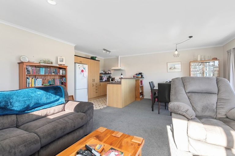 Photo of property in 43a Tawa Street, Mount Maunganui, 3116