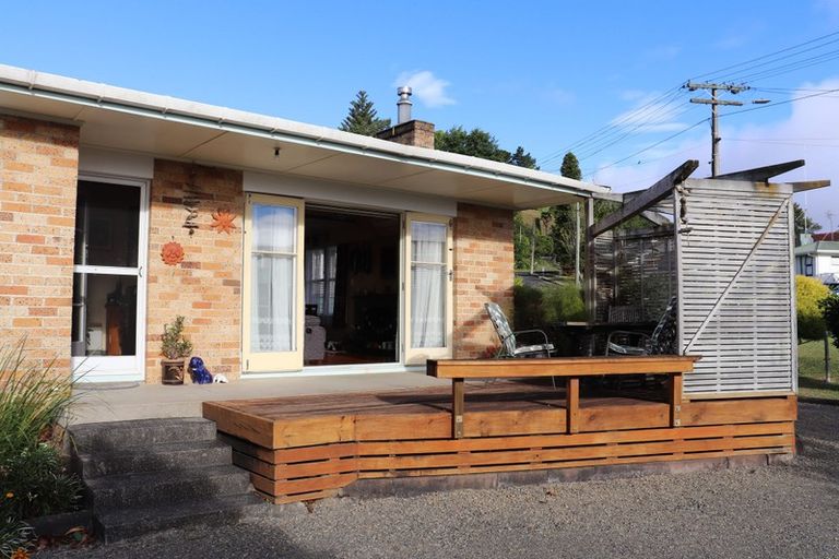 Photo of property in 6 Fairview Terrace, Paeroa, 3600