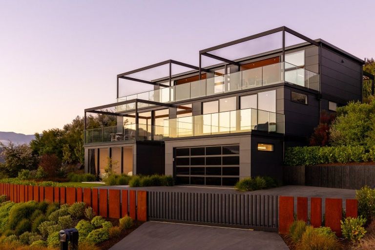 Photo of property in 21 Talisman Heights, Kaiteriteri, Motueka, 7197