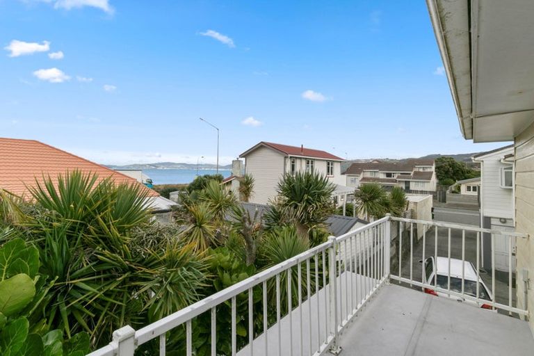 Photo of property in 2a Oriental Street, Petone, Lower Hutt, 5012
