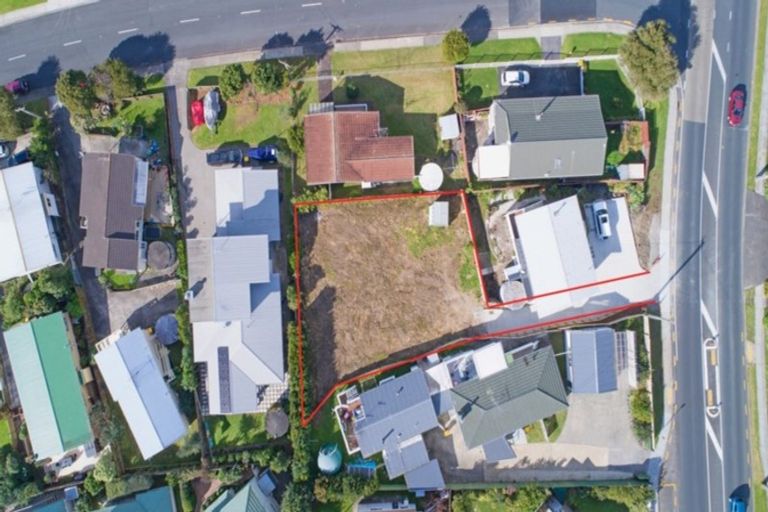 Photo of property in 774b Whangaparaoa Road, Manly, Whangaparaoa, 0930