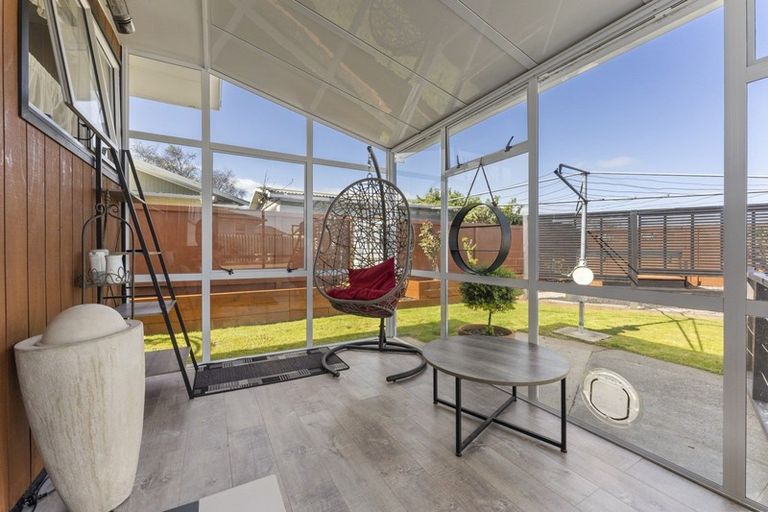 Photo of property in 26 Dunk Place, Milson, Palmerston North, 4414