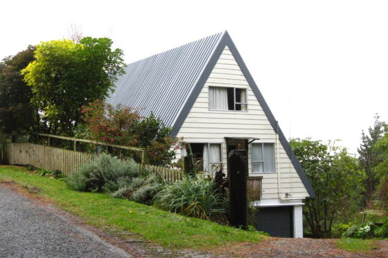 Photo of property in 2b Bells Road, Sawyers Bay, Port Chalmers, 9023