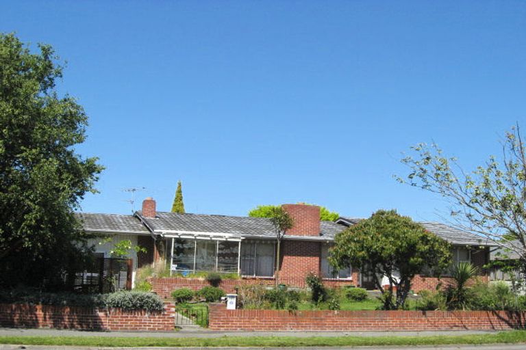Photo of property in 143 Kendal Avenue, Burnside, Christchurch, 8053