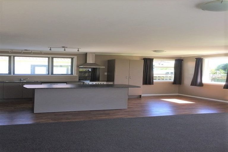 Photo of property in 11 George Street, Levin, 5510