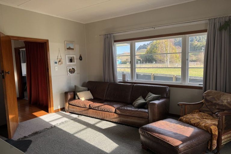 Photo of property in 9 Tainui Street, Aria, Te Kuiti, 3983