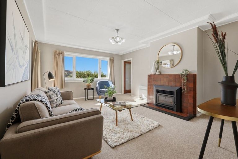 Photo of property in 39 Derwent Street, Helensburgh, Dunedin, 9010