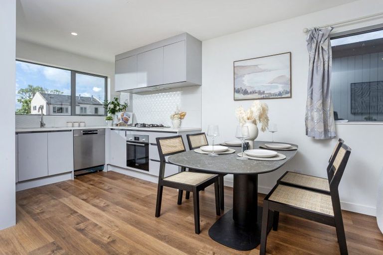 Photo of property in 32b Gulf View Road, Murrays Bay, Auckland, 0630