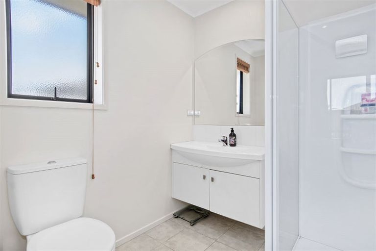 Photo of property in 23 Seabreeze Place, Papamoa Beach, Papamoa, 3118