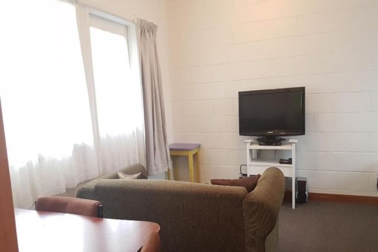 Photo of property in 22 Avenal Street, Avenal, Invercargill, 9810