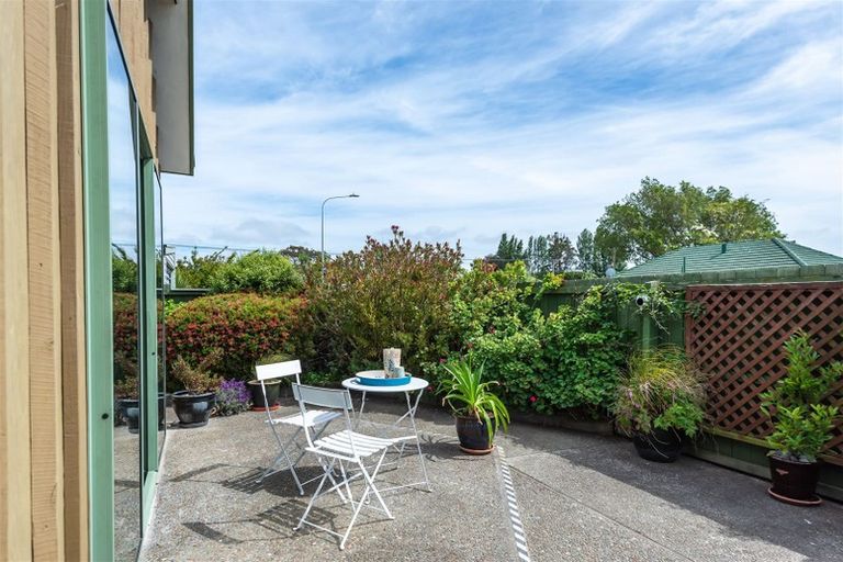 Photo of property in 2 Arran Crescent, Woolston, Christchurch, 8062