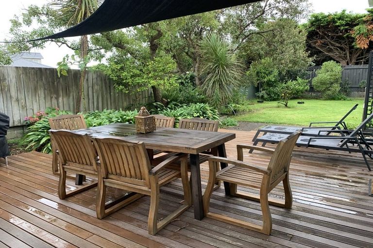 Photo of property in 12 Watson Drive, Paraparaumu Beach, Paraparaumu, 5032