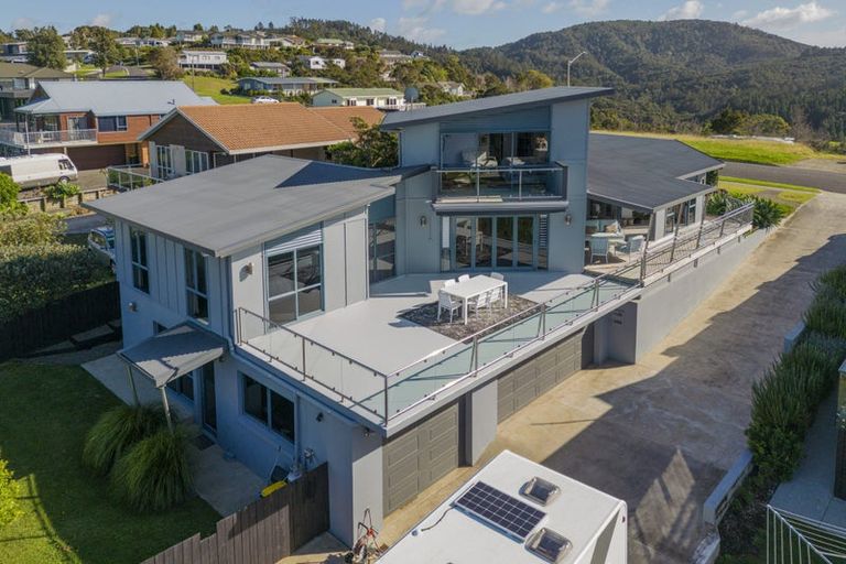 Photo of property in 103 Centennial Drive, Whitianga, 3510