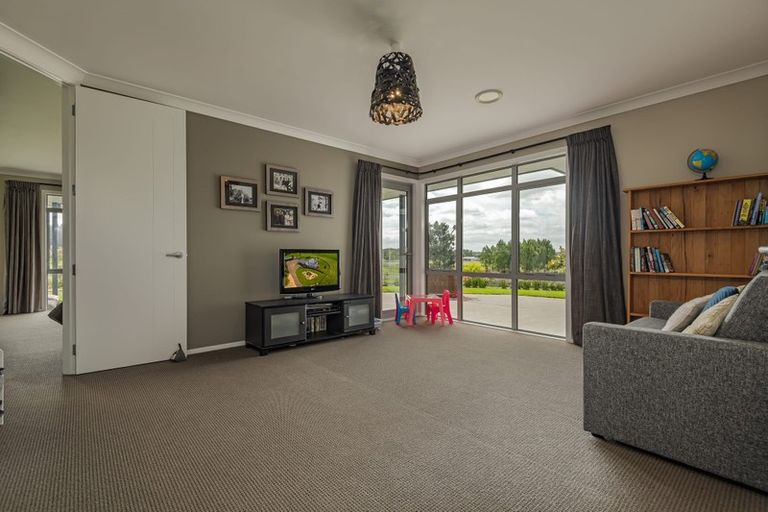 Photo of property in 556 Awahuri Feilding Road, Awahuri, Palmerston North, 4479