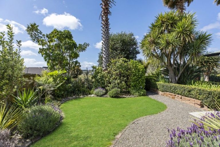 Photo of property in 150 Waitaha Road, Welcome Bay, Tauranga, 3112